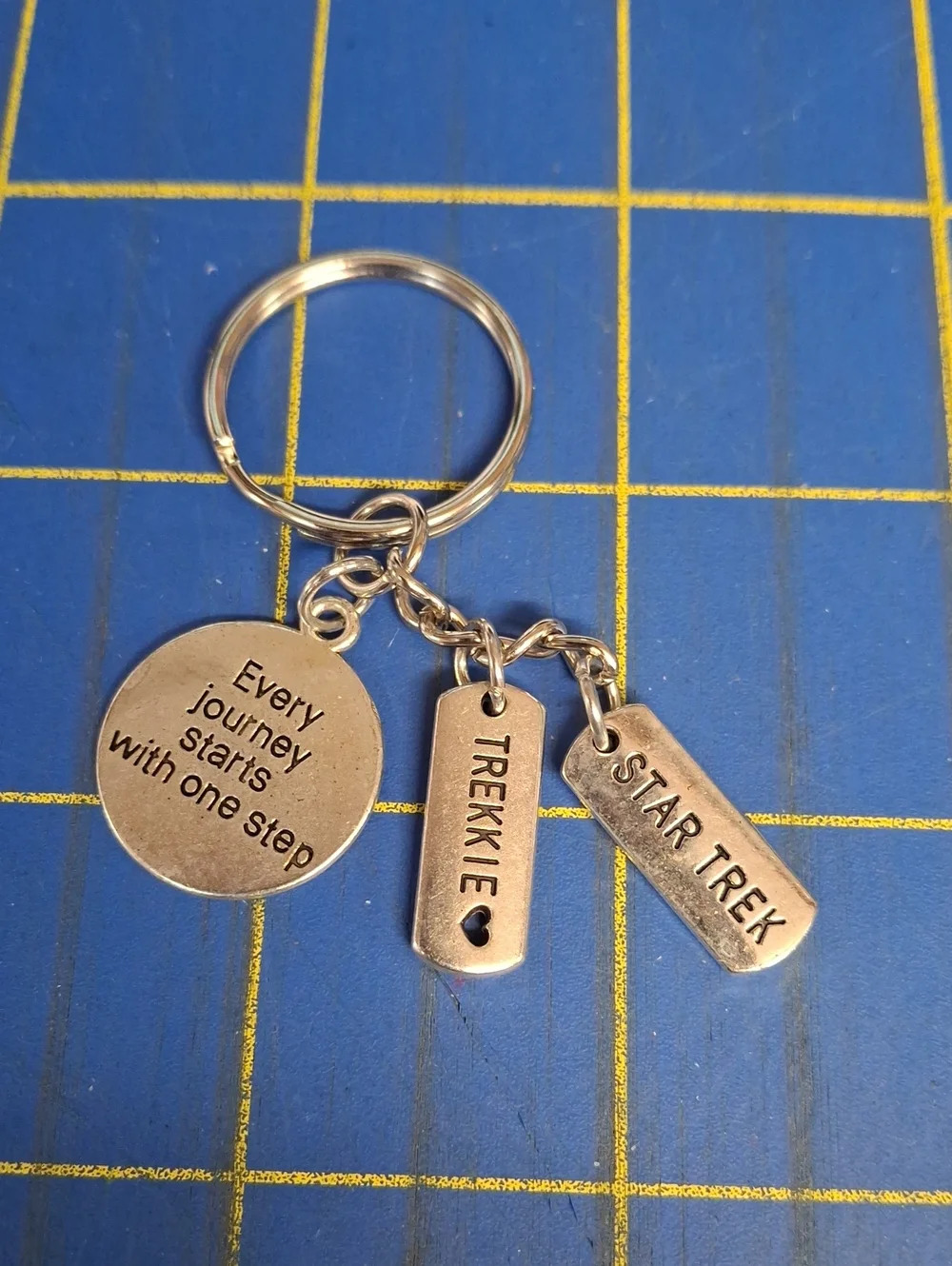 Stat Trek Trexie Every Journey Starts With One Step Silver Keyring Purse Charm